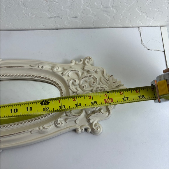 Vintage Home Interiors Victorian Oval Wall Mirror Aged sconce - Picture 8 of 9